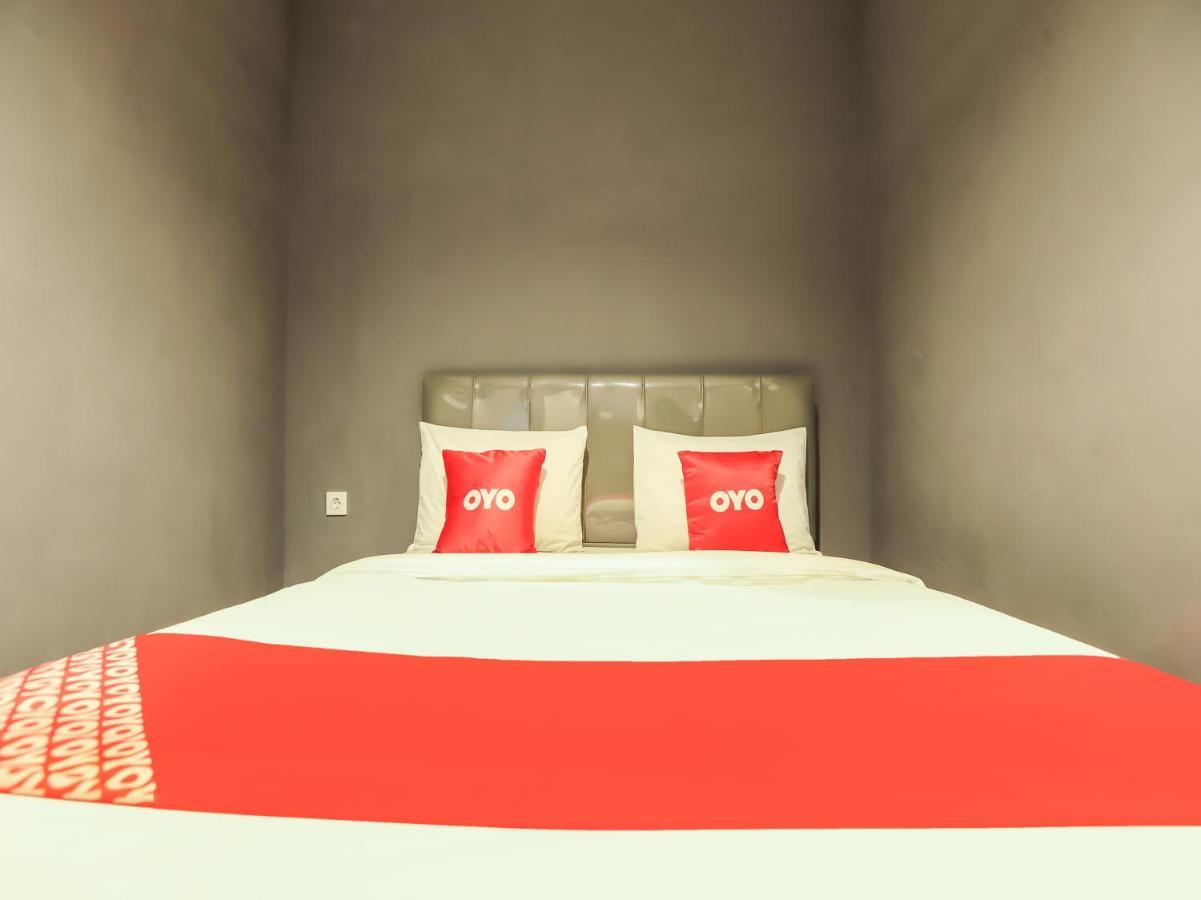 Oyo 3492 Mandala Residence Medan Luaran gambar